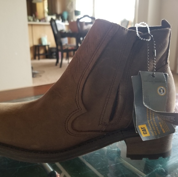 Cat Leather booties with heel - Picture 2 of 3